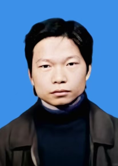 谢志明