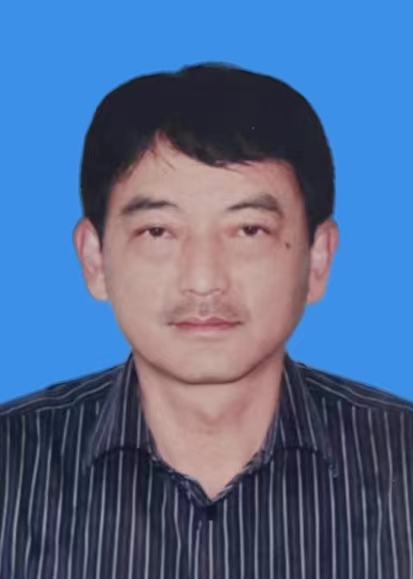 吴国平