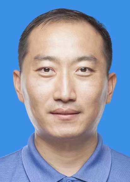 张伟
