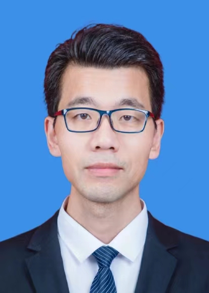 杨健
