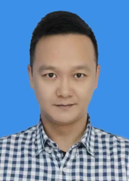 李成民