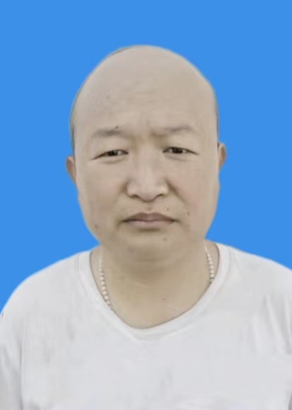 闫如谦