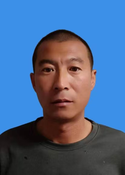 张铭伟