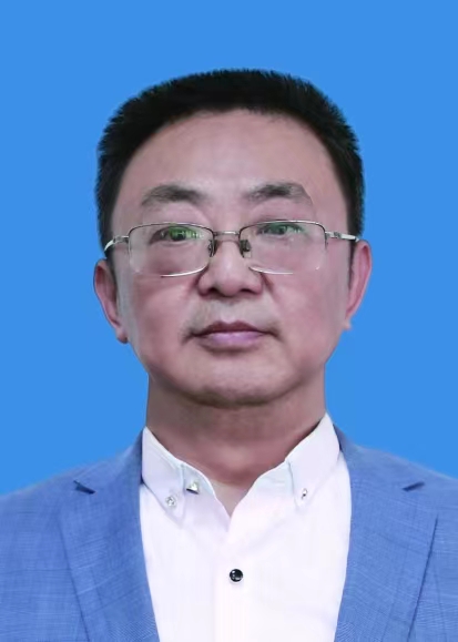 陈立