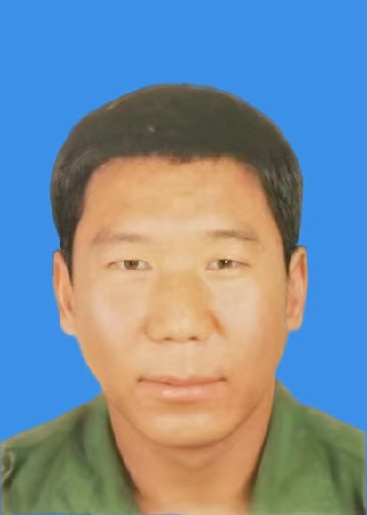 何旭东