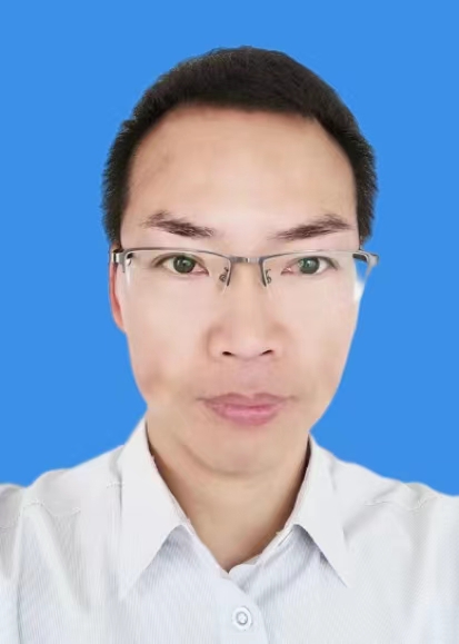 李国万