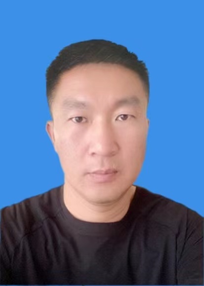 张伟