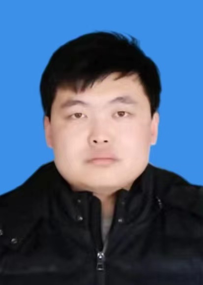 丁华伟