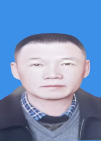 万国荣