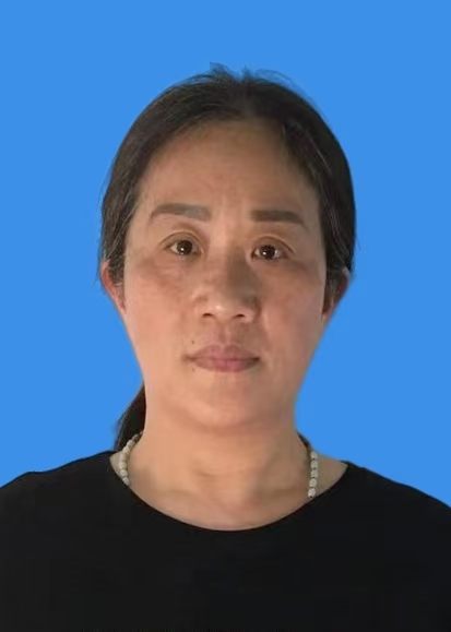 万美华