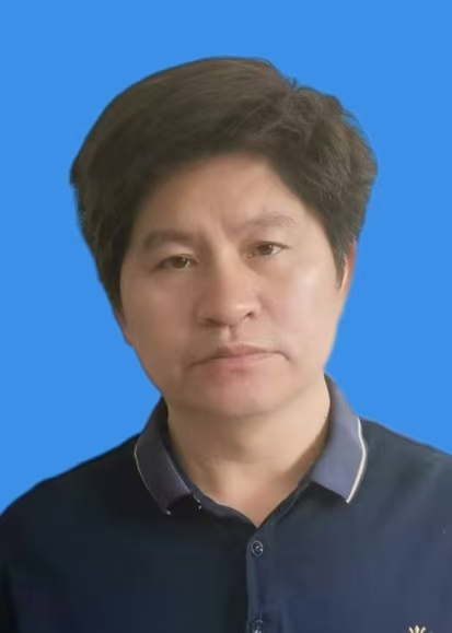 代朝辉