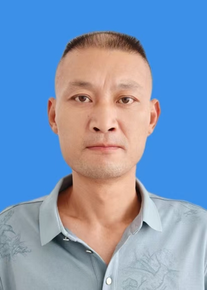 仲昕阳