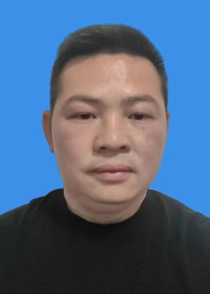 何小龙