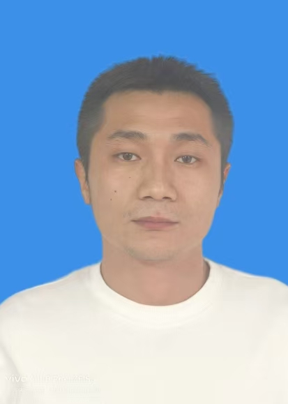 何志强