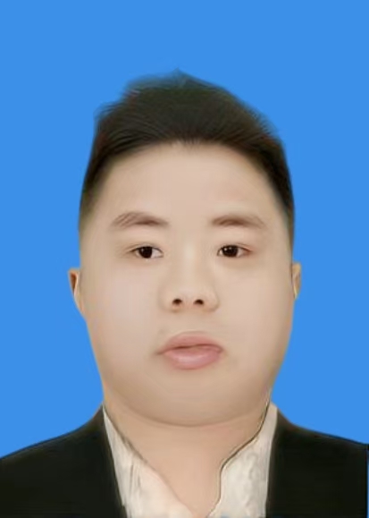 凌亮