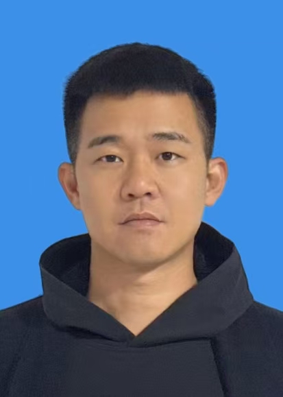 卓政