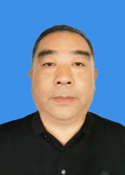 吴桐强