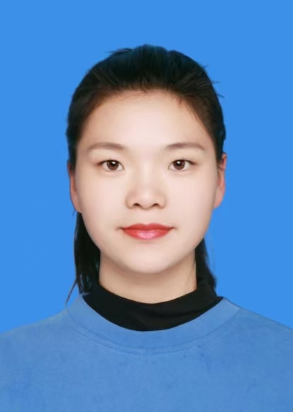 周曼