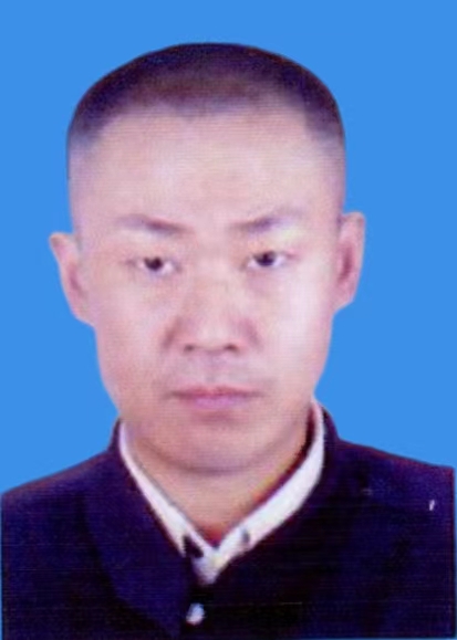 周朋