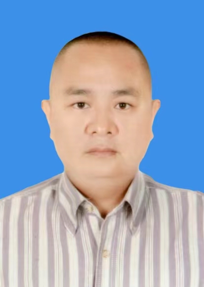 周骏