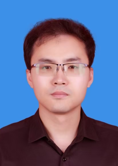 唐钢梁