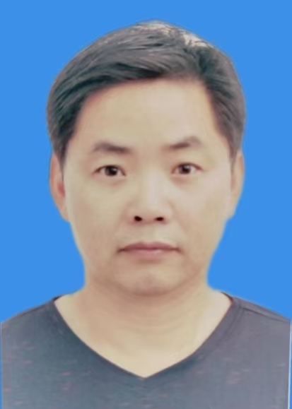 夏登明
