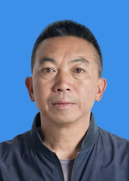 娄仁龙