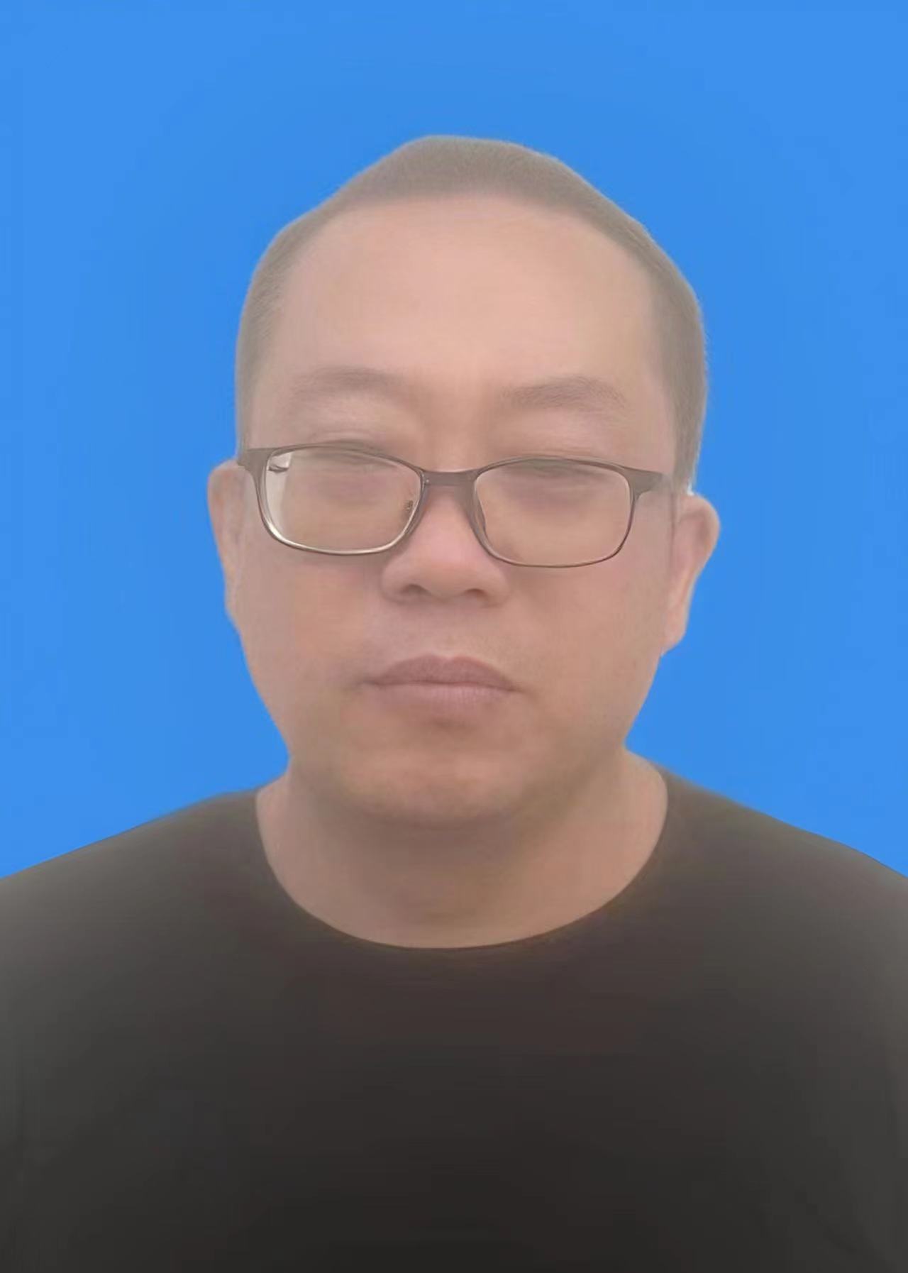 尹峰