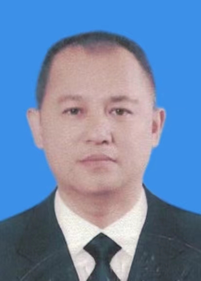 屈先龙