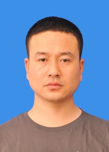 巴旭