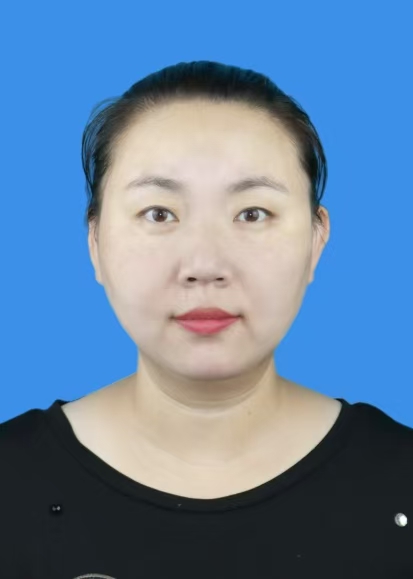 张丽 