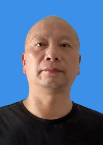 张云飞