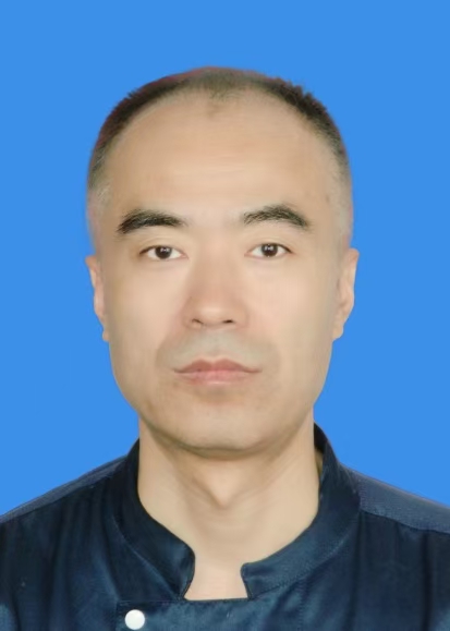 张亚军