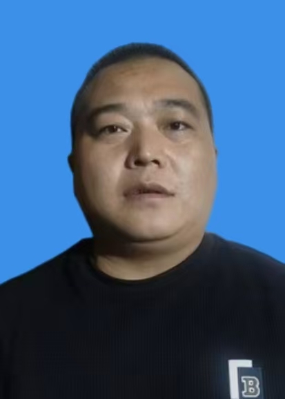 张伟