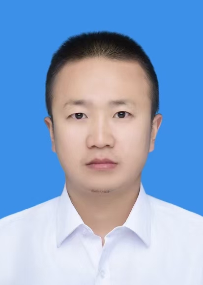 张伟