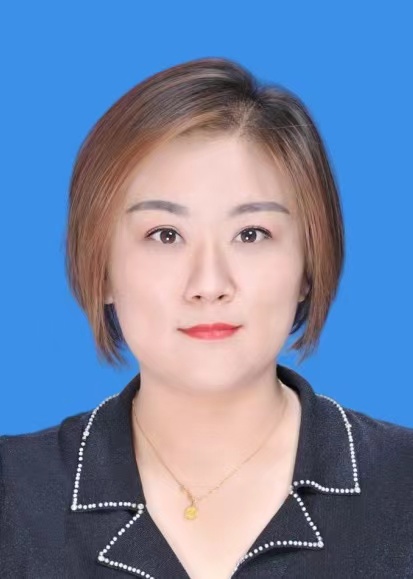 张倩