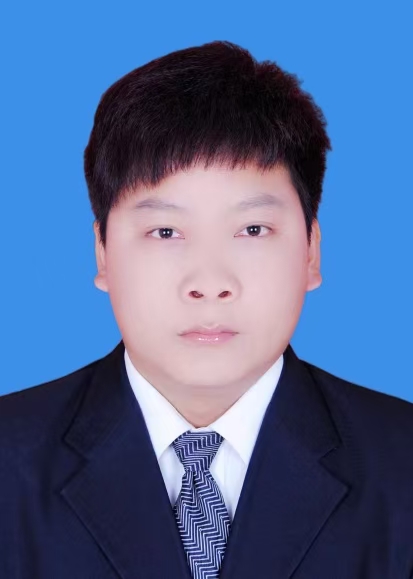 张守龙