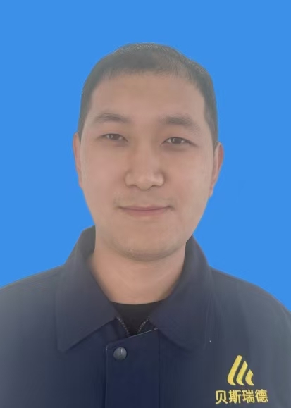张磊
