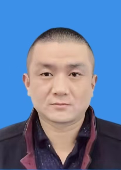 张秋彬