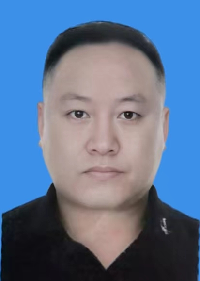 张立国