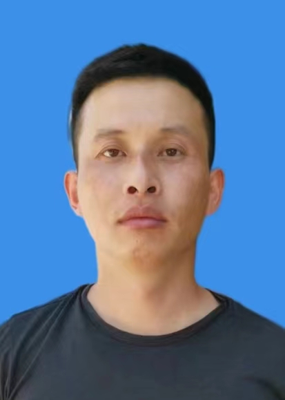 张艳威