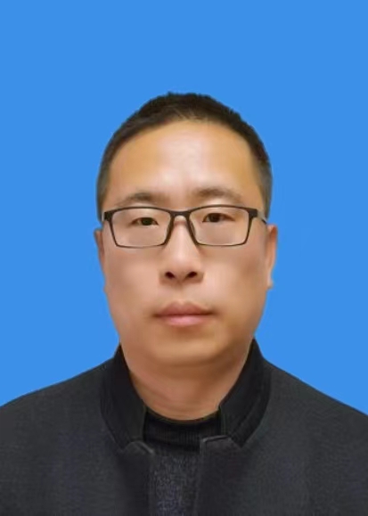 张雄伟