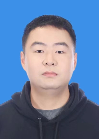 朱艺文