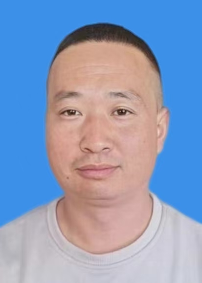 李官