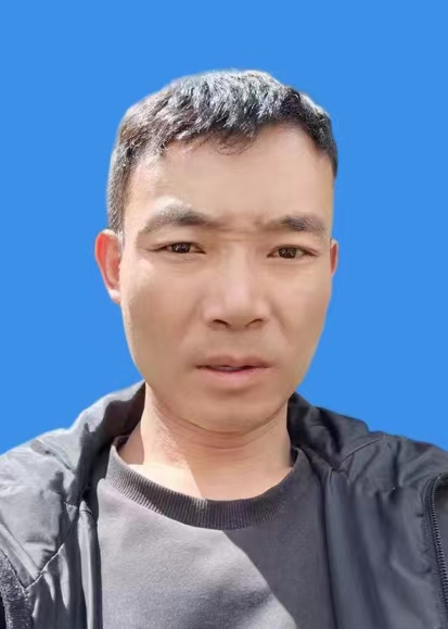 李小斌