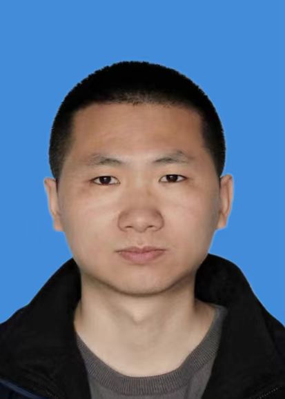 李强强