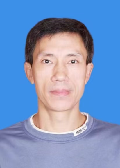 李志东