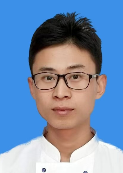 李旭