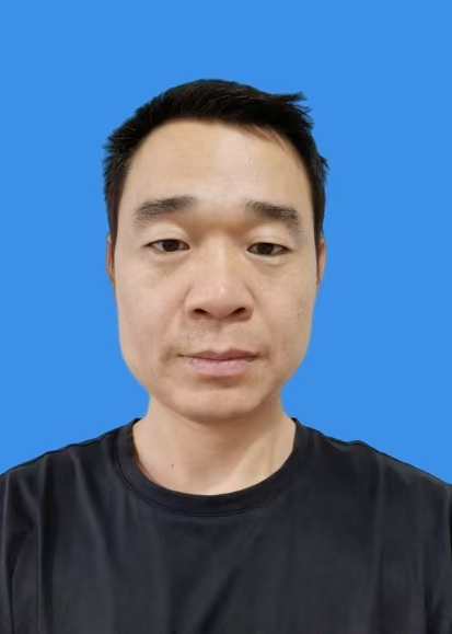 李波