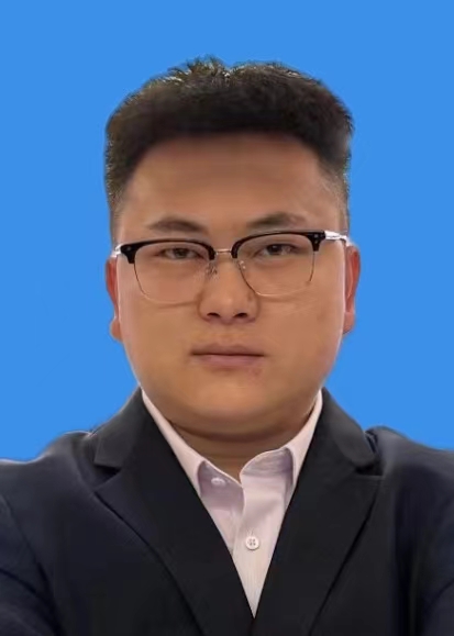 李洋